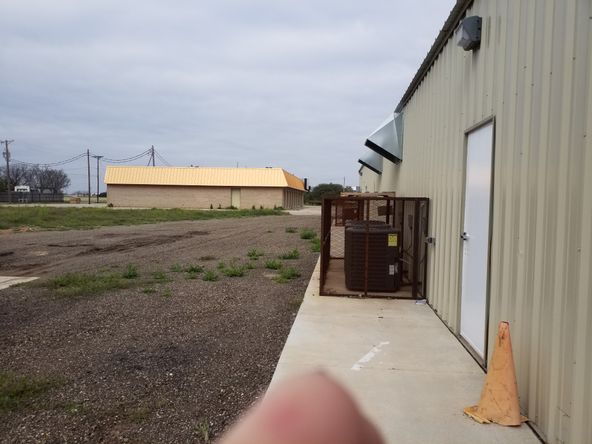 2440 SE 27th Ave, Amarillo, TX 79103
